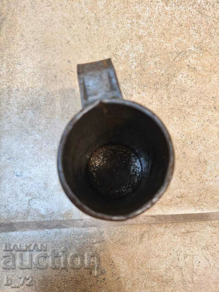 Old collector's measure, marked - 5 Old collector's measure, marked - 5