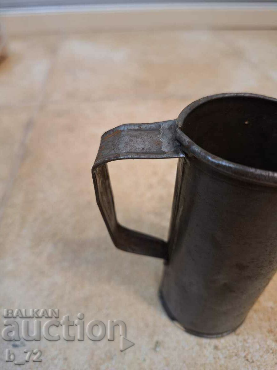 Old collector's measure, marked - 6 Old collector's measure, marked - 6