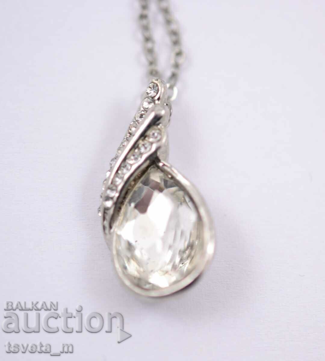 Necklace, pendant with medallion with price 3.00 BGN | € 1.53 Necklace, pendant with medallion with price 3.00 BGN | € 1.53