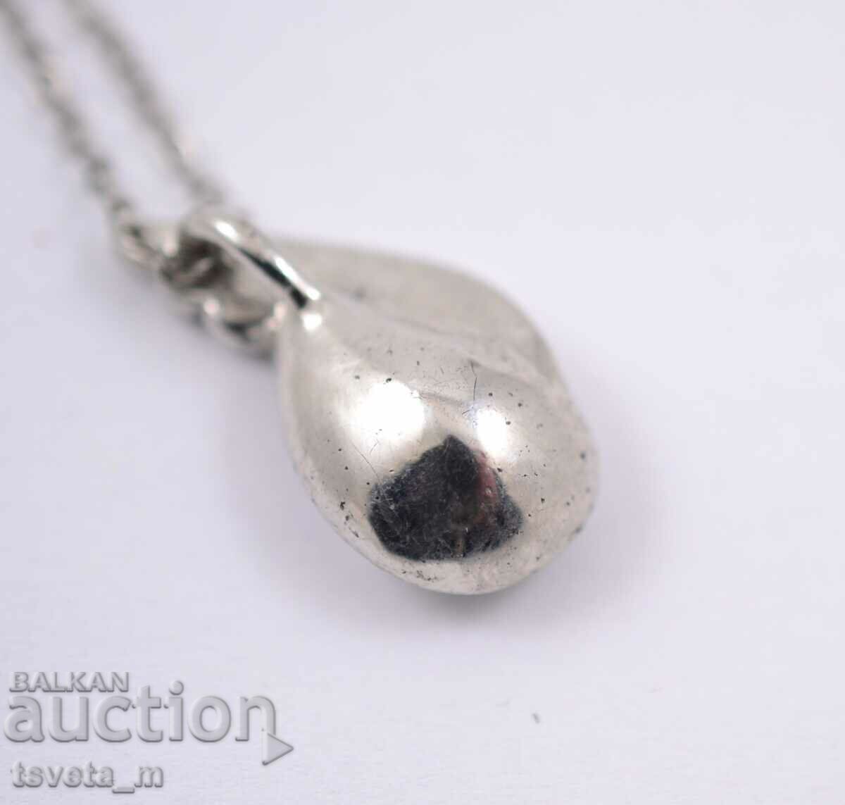 Auction Necklace, pendant with medallion Auction Necklace, pendant with medallion