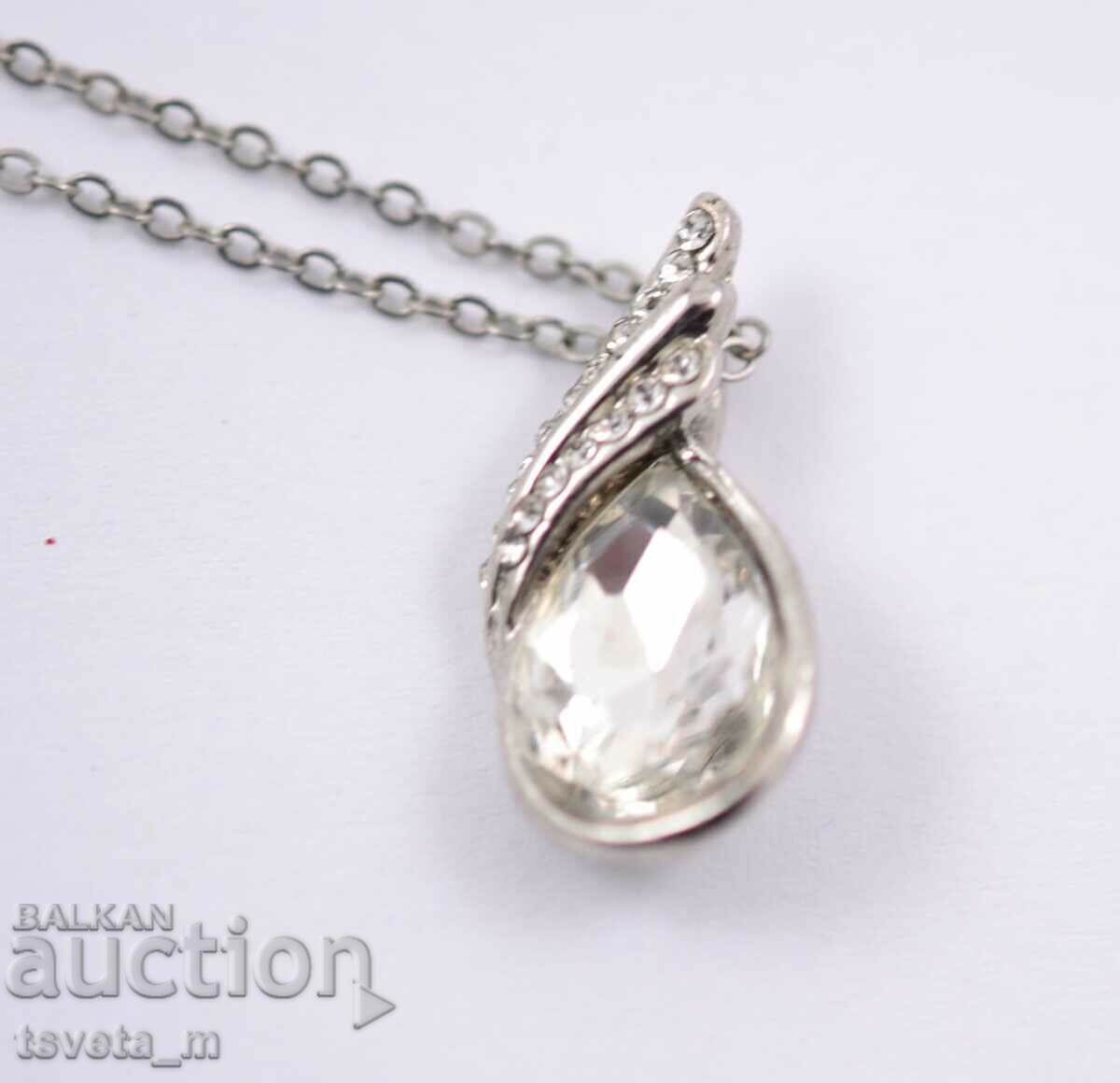 Delivery of Necklace, pendant with medallion Delivery of Necklace, pendant with medallion