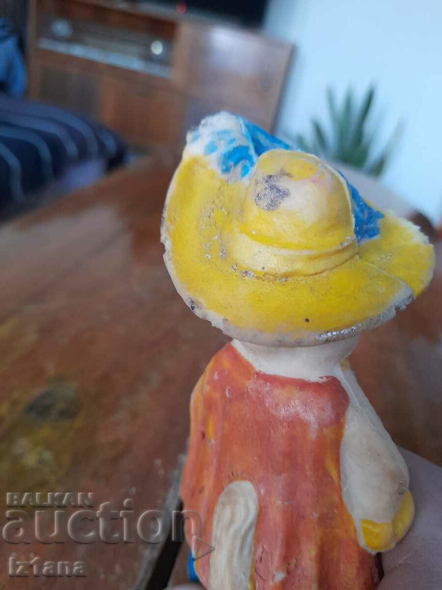 Delivery of Puss in Boots toy Delivery of Puss in Boots toy