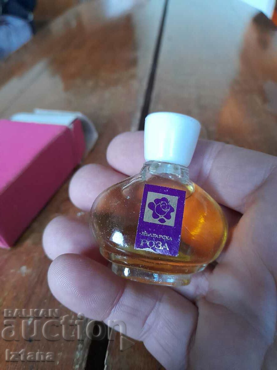 Auction Old perfume Rose Auction Old perfume Rose