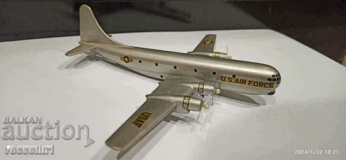Самолет рядък модел от дърво Boeing KC-97LStratofreighter