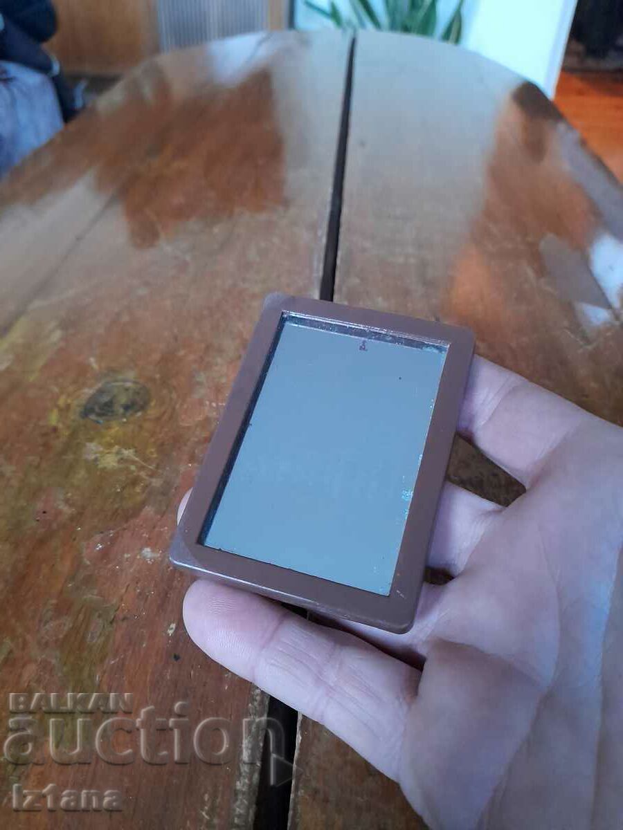 Γηραιός καθρέφτης τσέπης, καθρέφτης με τιμή 20.00 BGN | € 10.23