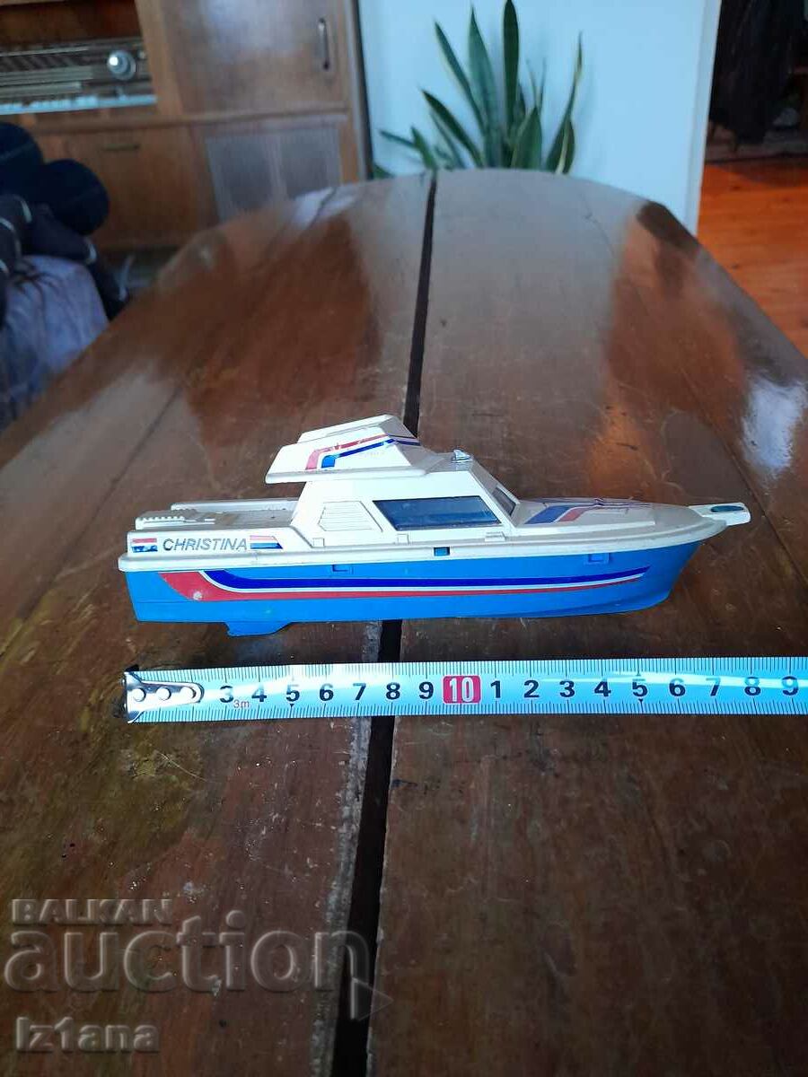 Auction Old toy boat, speedboat Auction Old toy boat, speedboat