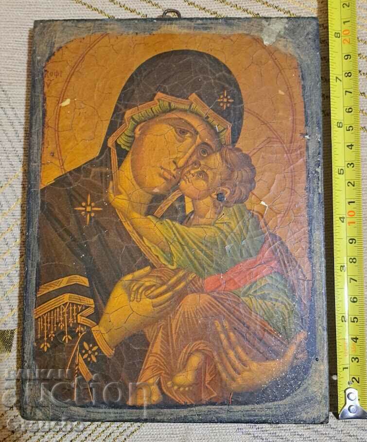 Old icon of the Holy Virgin