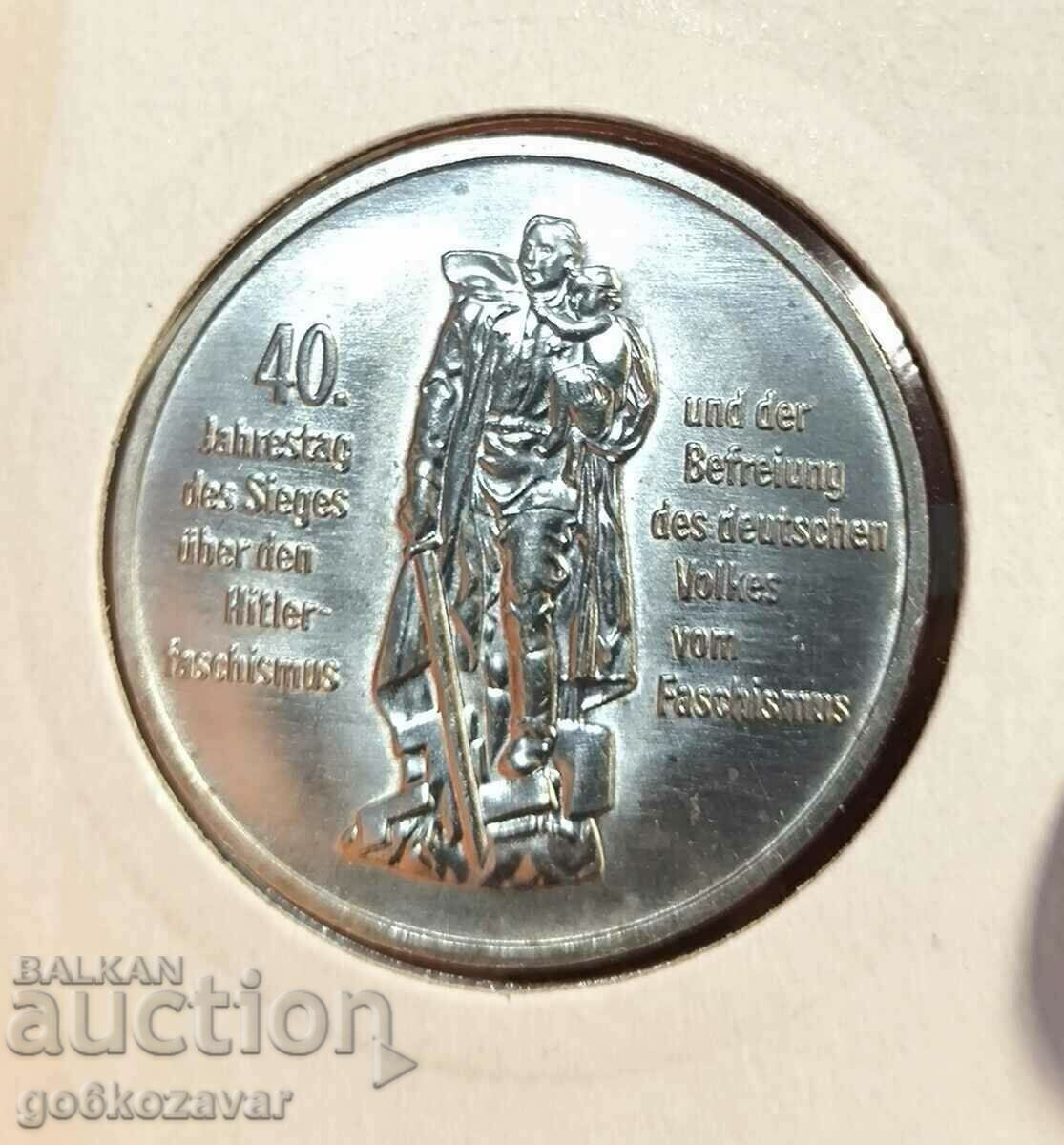 Germany GDR 10 stamps 1985 UNC with price 15.00 BGN | € 7.67 Germany GDR 10 stamps 1985 UNC with price 15.00 BGN | € 7.67