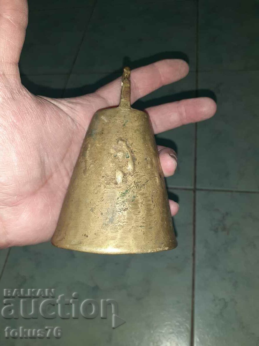 A large old bronze chan bell claps a bell - 5 A large old bronze chan bell claps a bell - 5