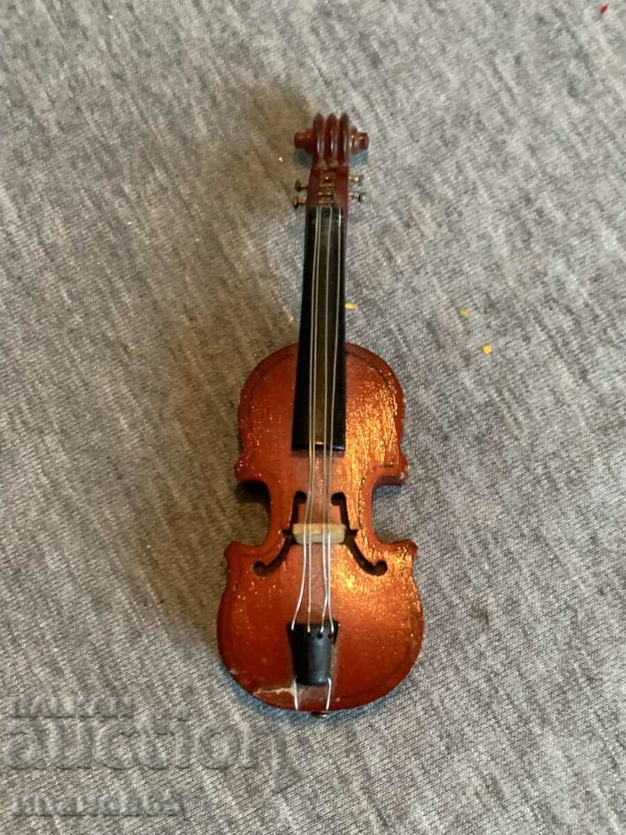 Mini violin model