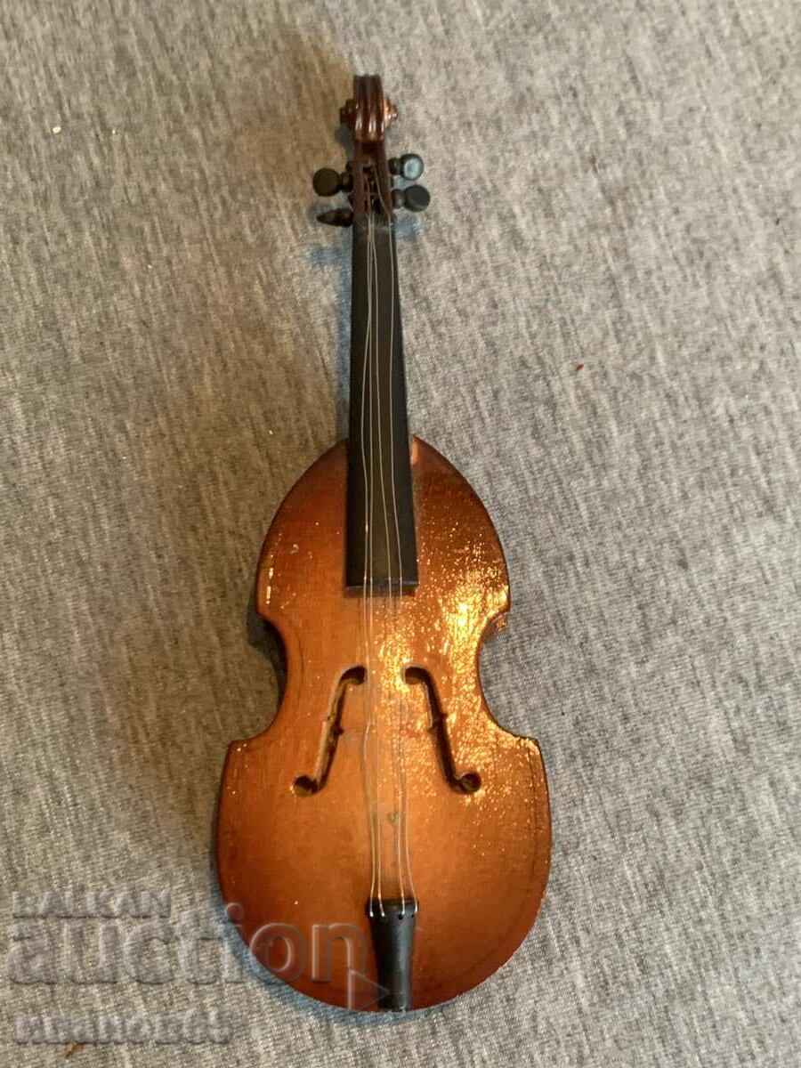 Mini violin model