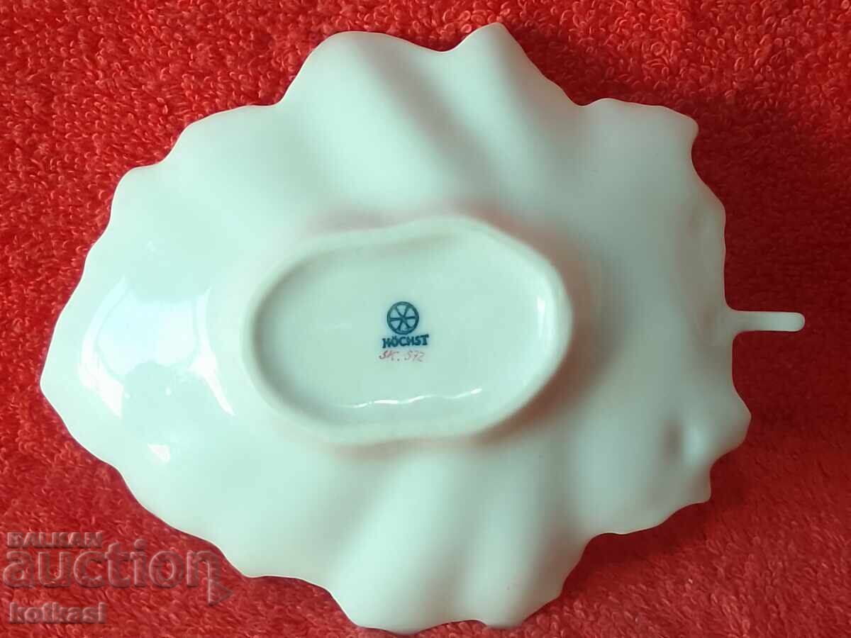 Old porcelain bowl figure leaf gilt castle - 6 Old porcelain bowl figure leaf gilt castle - 6