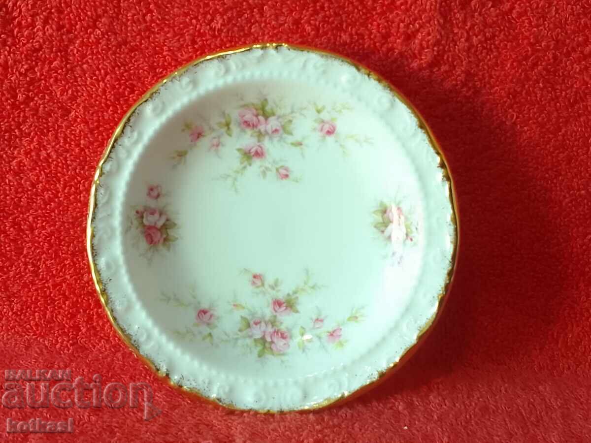 Small Victoriana England gilt porcelain bowl plate Small Victoriana England gilt porcelain bowl plate