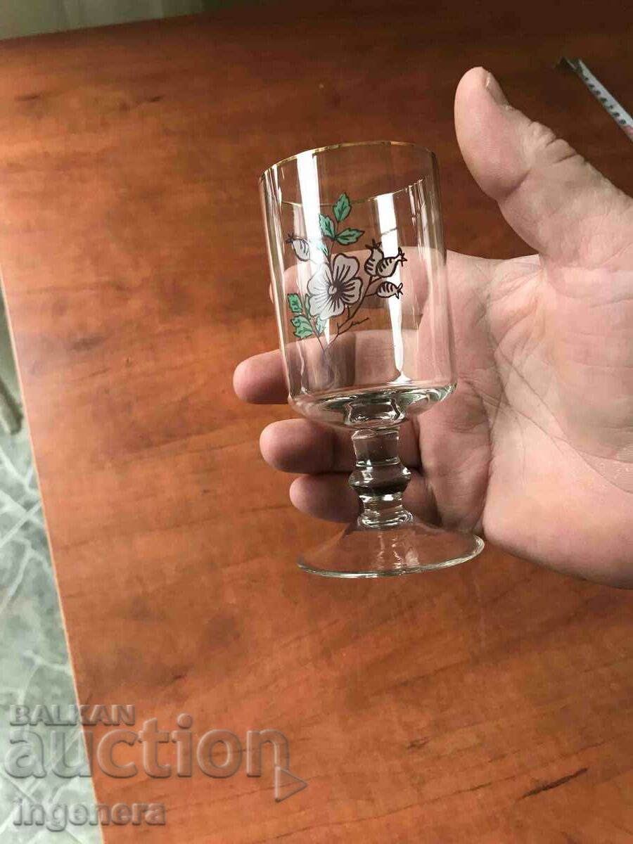 Delivery of GLASS GLASS - 150-180 ML. Delivery of GLASS GLASS - 150-180 ML.