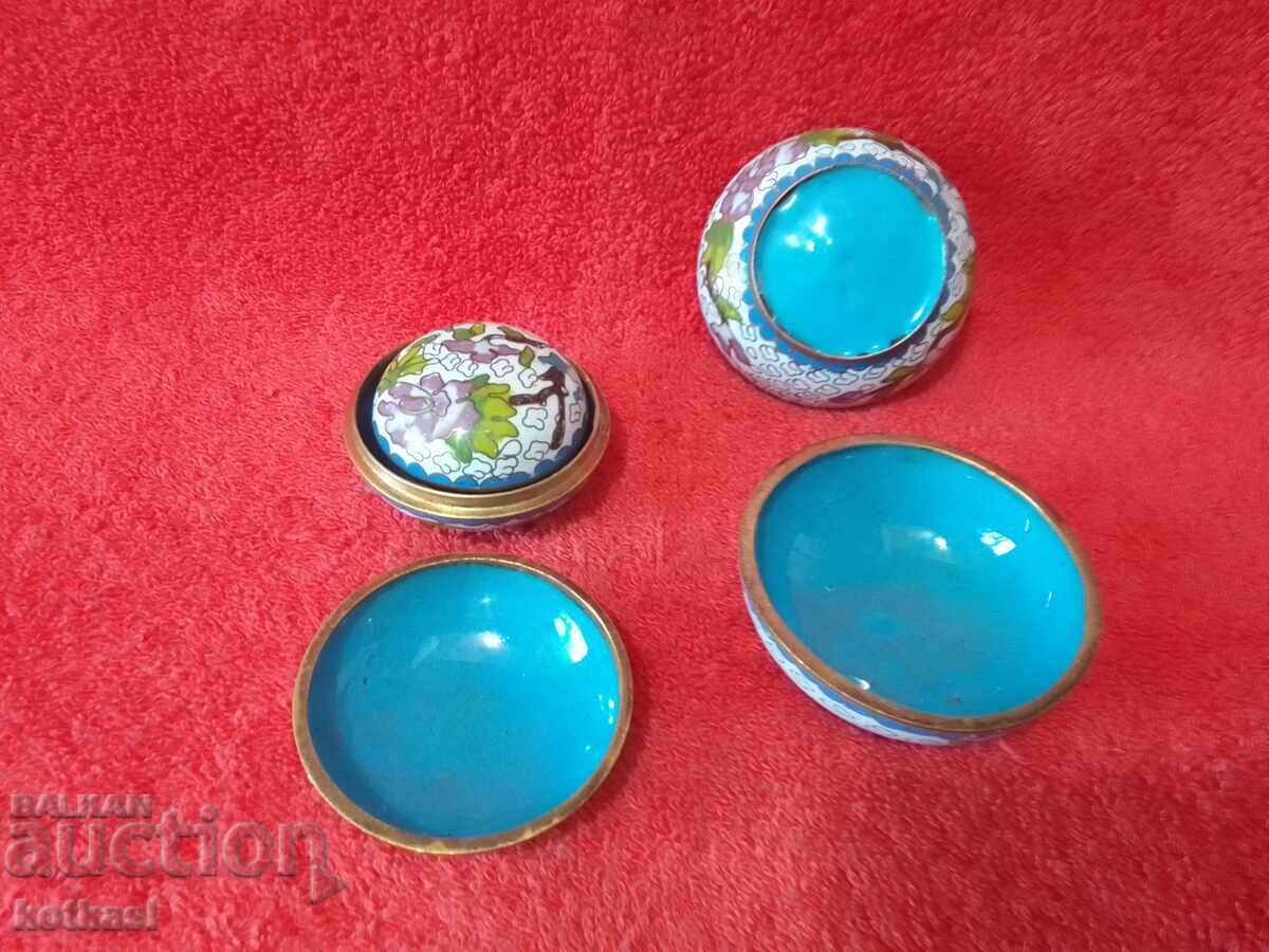Delivery of Three metal brass jewelry boxes cloisonne cellular enamel Delivery of Three metal brass jewelry boxes cloisonne cellular enamel