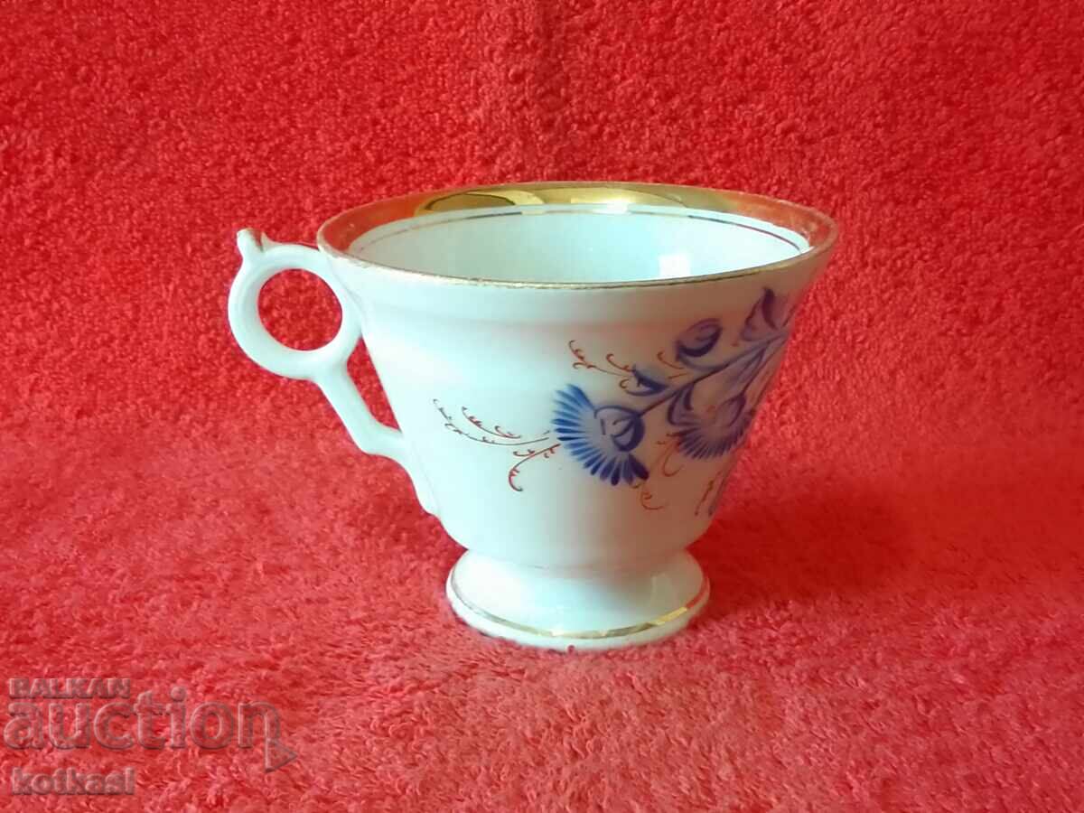 Auction Old porcelain cup gilt KPM Berlin Germany Auction Old porcelain cup gilt KPM Berlin Germany