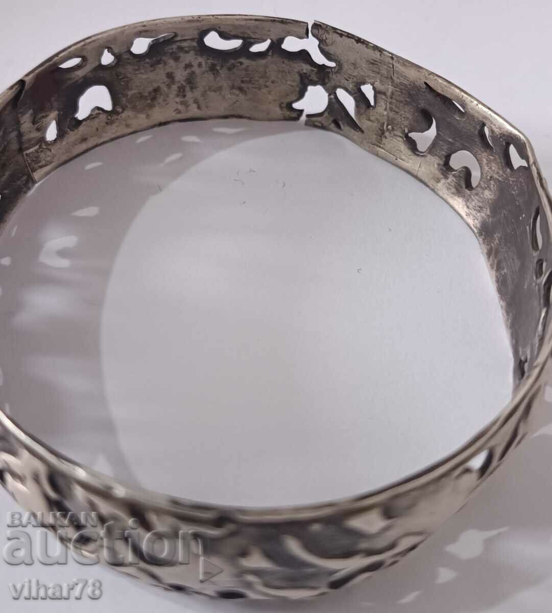 silver bracelet with price 73.99 BGN | € 37.83 silver bracelet with price 73.99 BGN | € 37.83