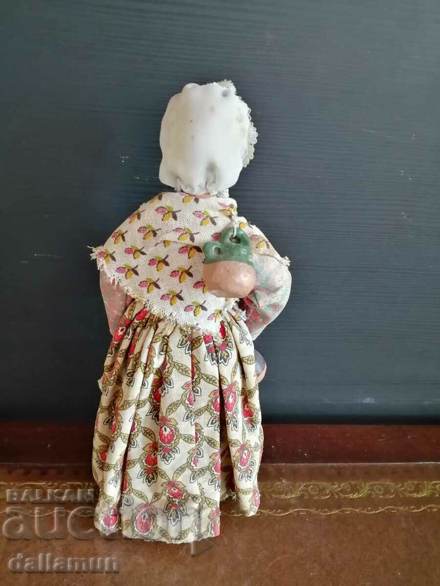 Licitație statuetă antică Licitație statuetă antică