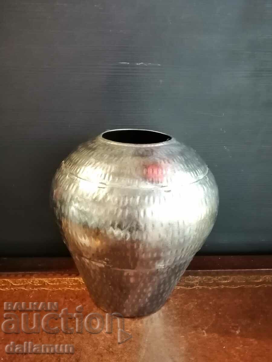 Auction  metal vase