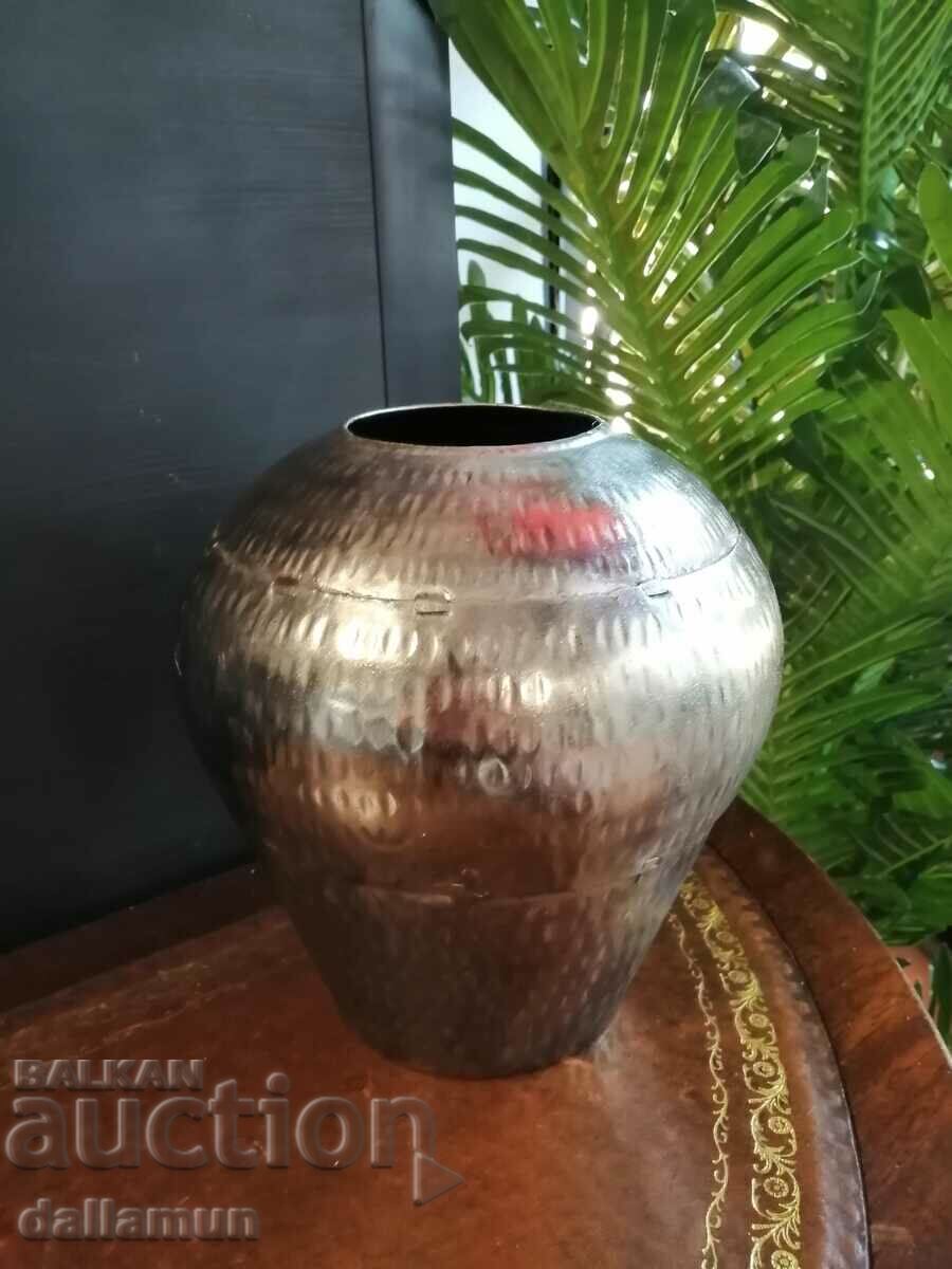 vaza metalica