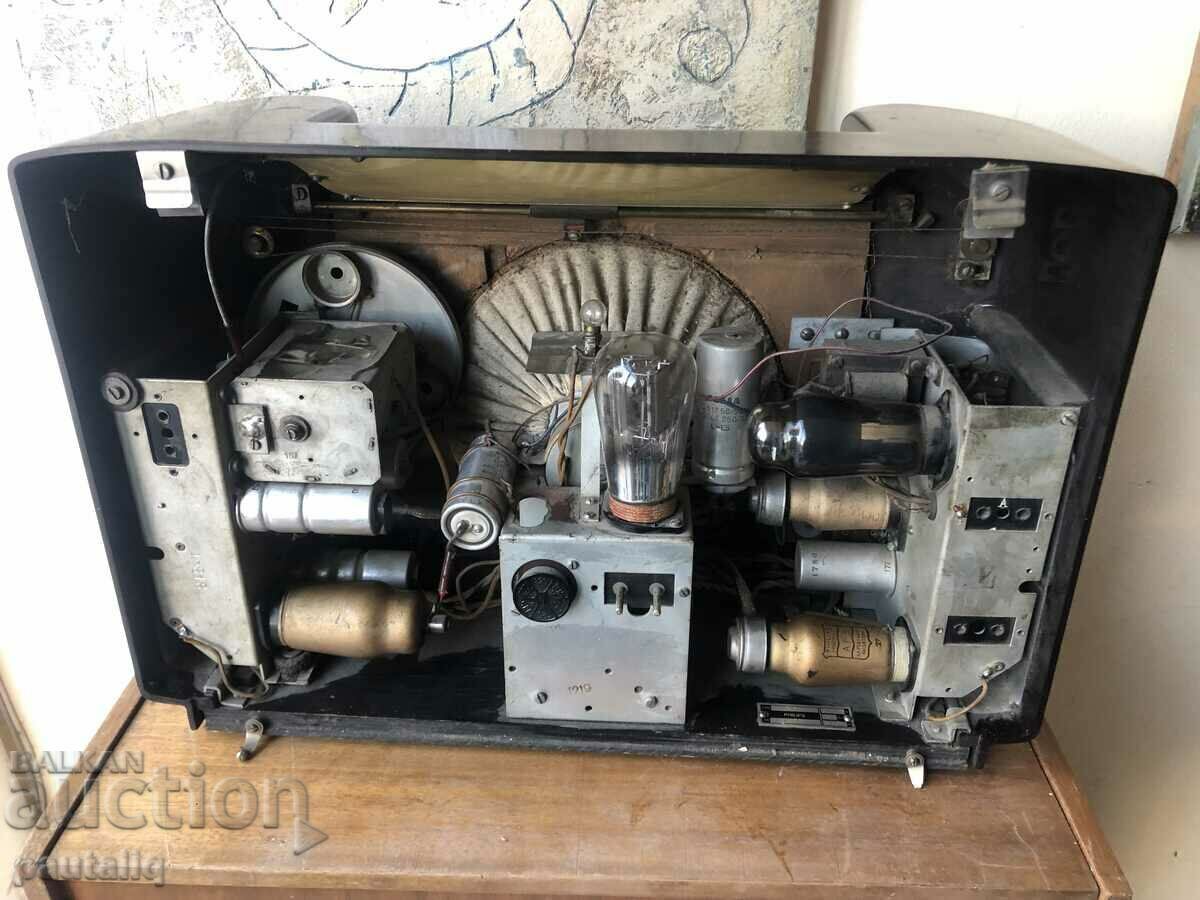 OLD RADIO PHILIPS PERFECT 461 A - 6 OLD RADIO PHILIPS PERFECT 461 A - 6