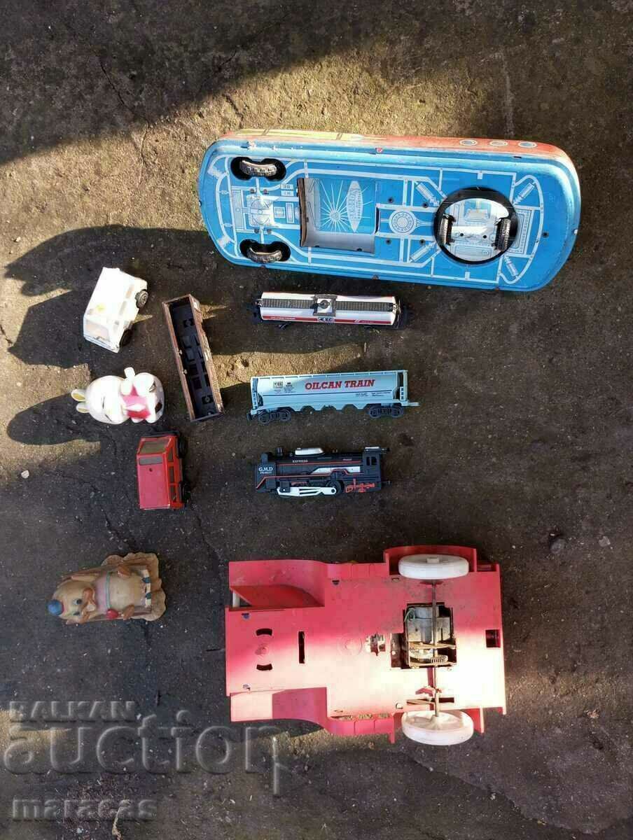 Old children's toys with price 30.00 BGN | € 15.34 Old children's toys with price 30.00 BGN | € 15.34