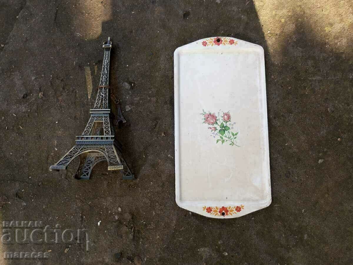 Lots of items Lots of items