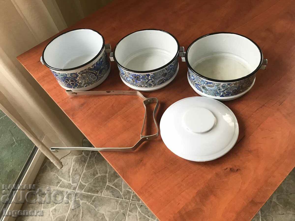 SEFERTAS ENAMEL TRIPLE DISH ANTIQUE PANICA CASTRON with price 52.00 BGN | € 26.59 SEFERTAS ENAMEL TRIPLE DISH ANTIQUE PANICA CASTRON with price 52.00 BGN | € 26.59