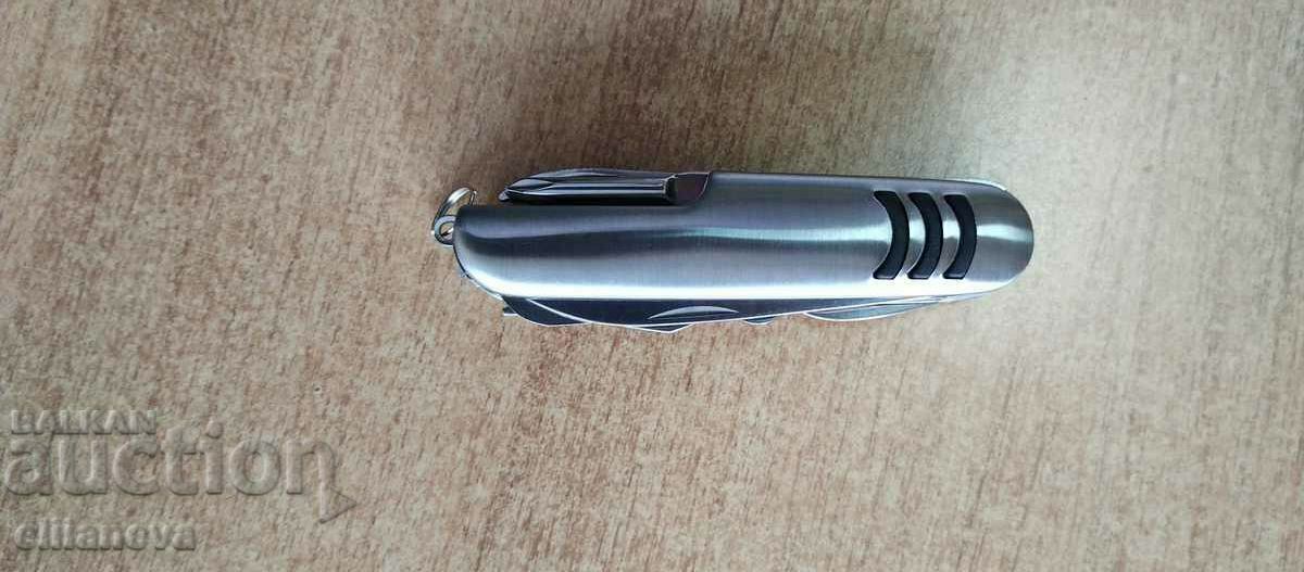 Pocket chrome knife with many functions - 5 Pocket chrome knife with many functions - 5