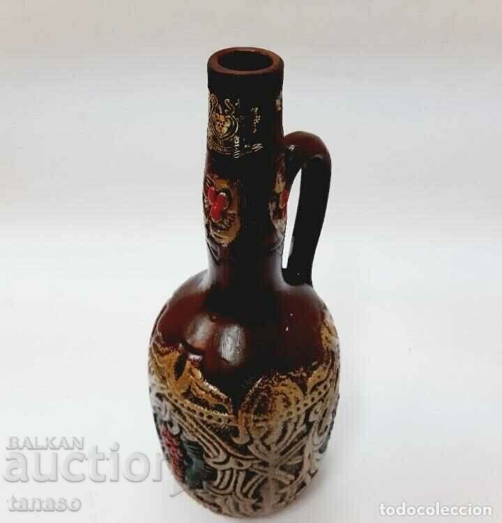 Ornate ceramic pitcher (4.5) - 6 Ornate ceramic pitcher (4.5) - 6