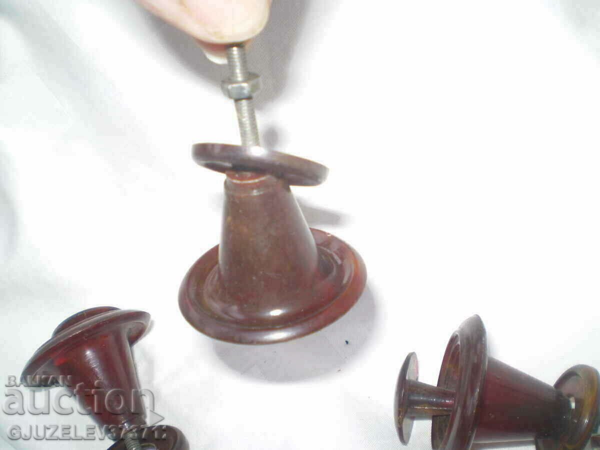 Delivery of Retro four red bakelite furniture handles Delivery of Retro four red bakelite furniture handles