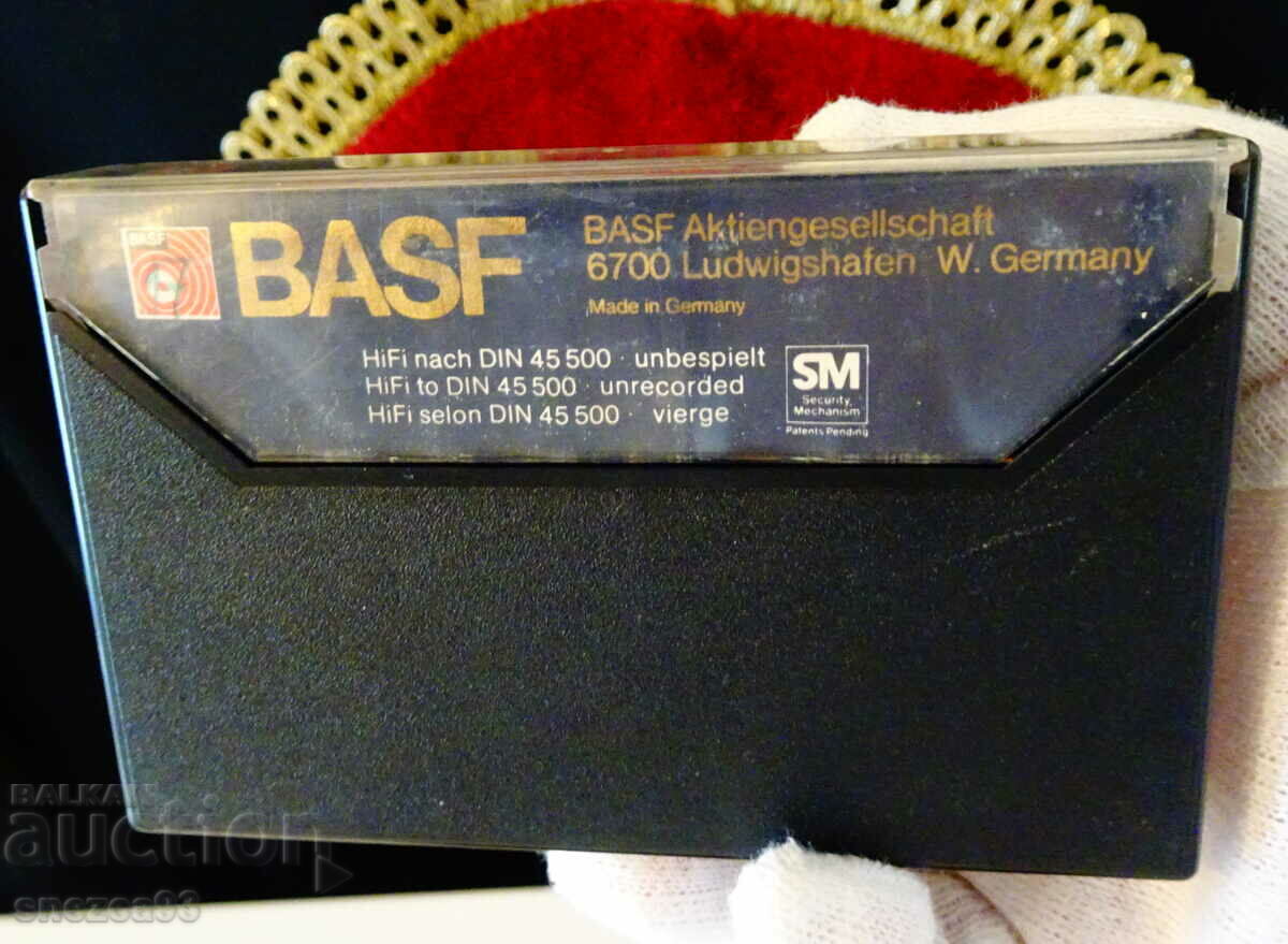 BASF ferrochrom 60 с подбрана диско музика.