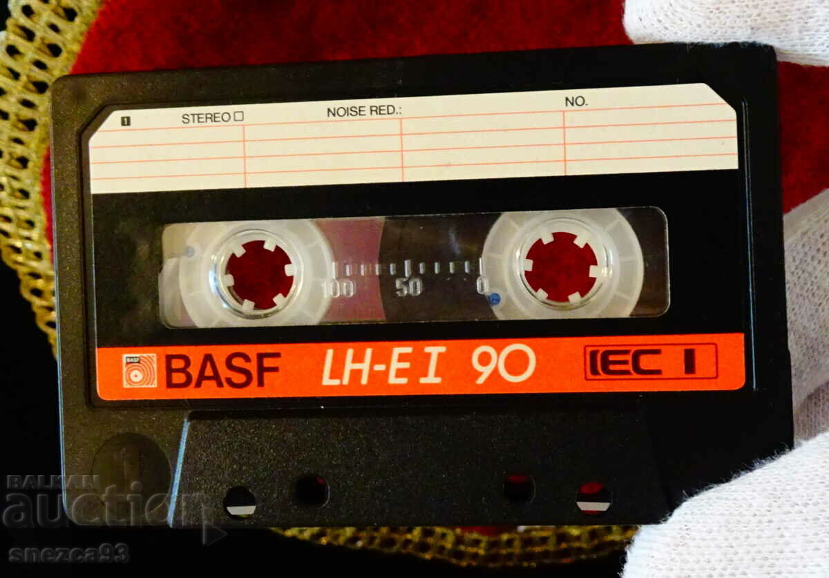 Auction BASF LH-EI 90 Audio Cassette with Uriah Heep and Queen. Auction BASF LH-EI 90 Audio Cassette with Uriah Heep and Queen.