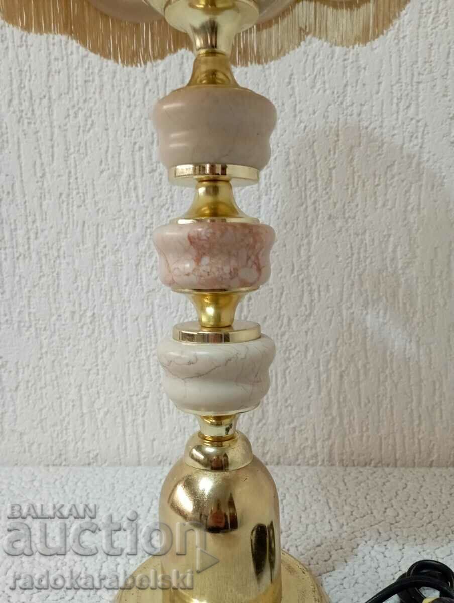 Auction A large antique beautiful lamp Auction A large antique beautiful lamp