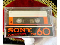 Sony CHF60 аудиокасета с Beatles албум Let It Be.