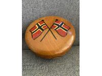 Frumoasă cutie de bijuterii din lemn-9