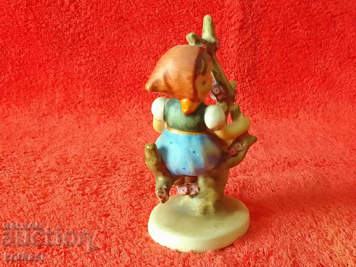 Παλιά πορσελάνινη φιγούρα Goebel Hummel κοριτσάκι με τιμή 75.50 BGN | € 38.60