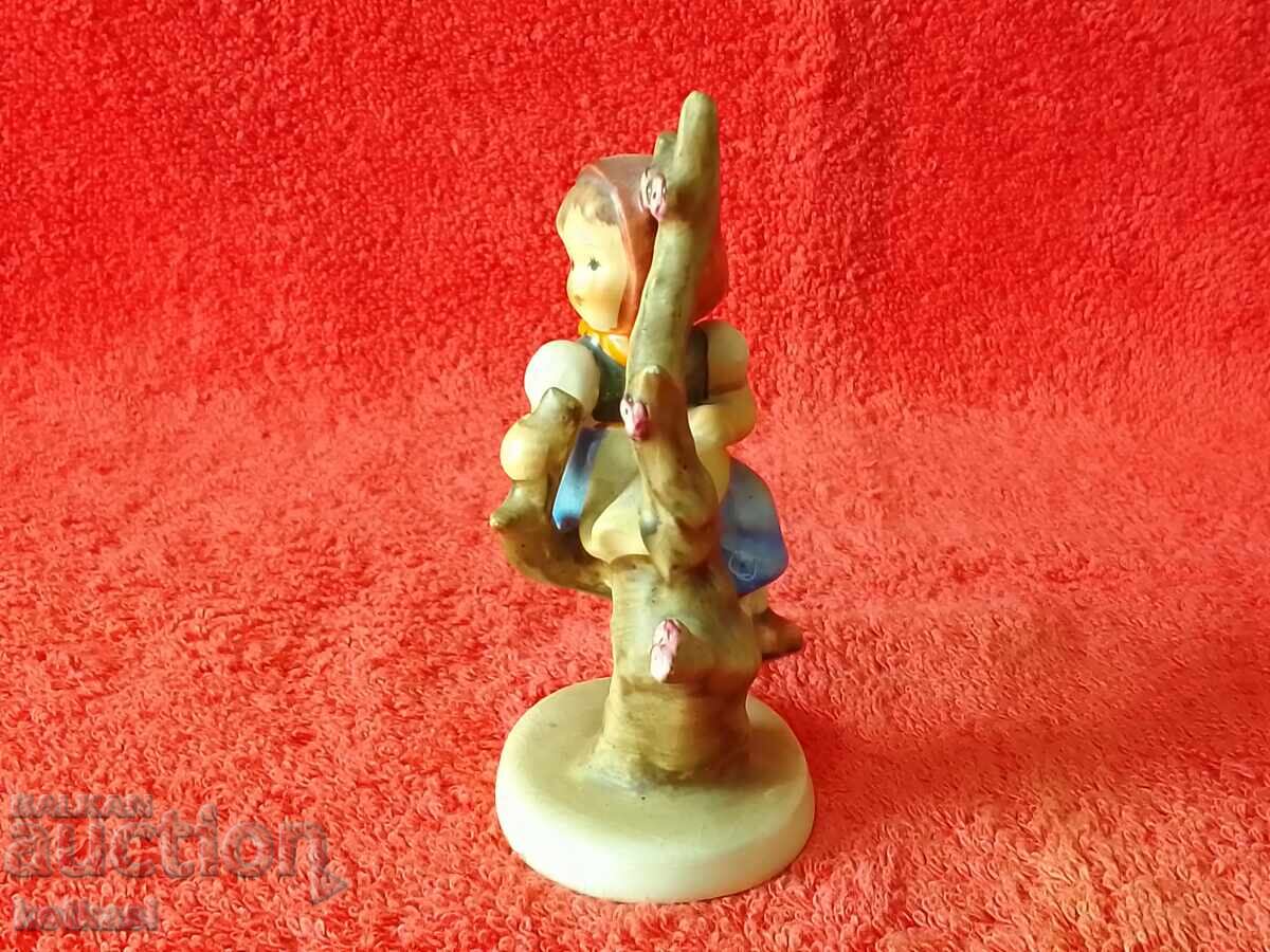 Παλιά πορσελάνινη φιγούρα Goebel Hummel κοριτσάκι - 5