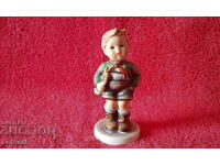 Veche figurină de porțelan băiat copil muzician Goebel Hummel