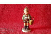 Goebel Hummel figurină veche din porțelan băiat copil