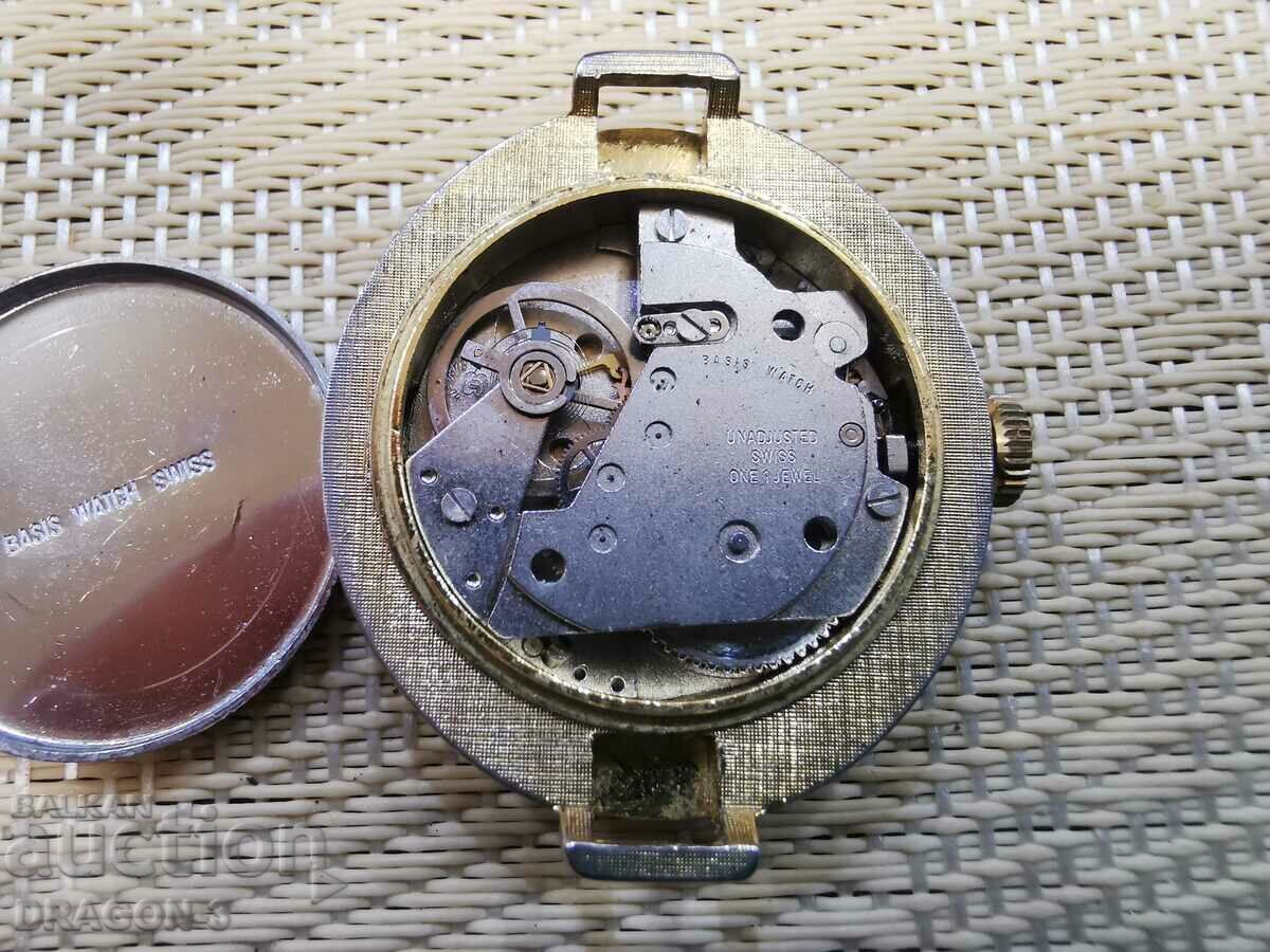 CROSSING ARROWS - 5 CROSSING ARROWS - 5