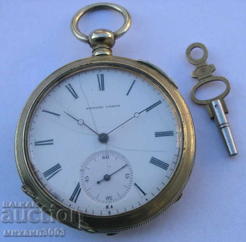 ANTIQUE MECHANICAL WINDING POCKET WATCH WITH KEY
