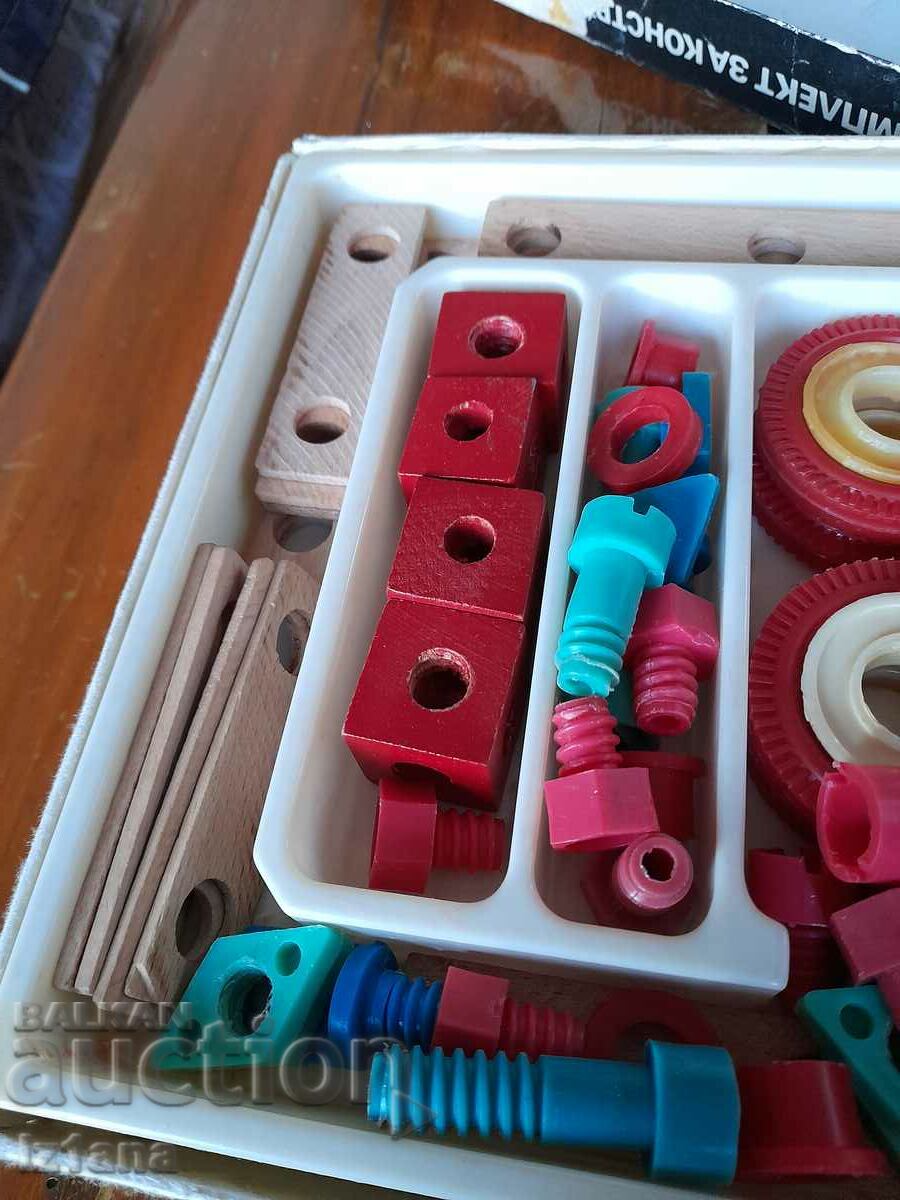 Auction Old wooden construction kit, constructor Auction Old wooden construction kit, constructor