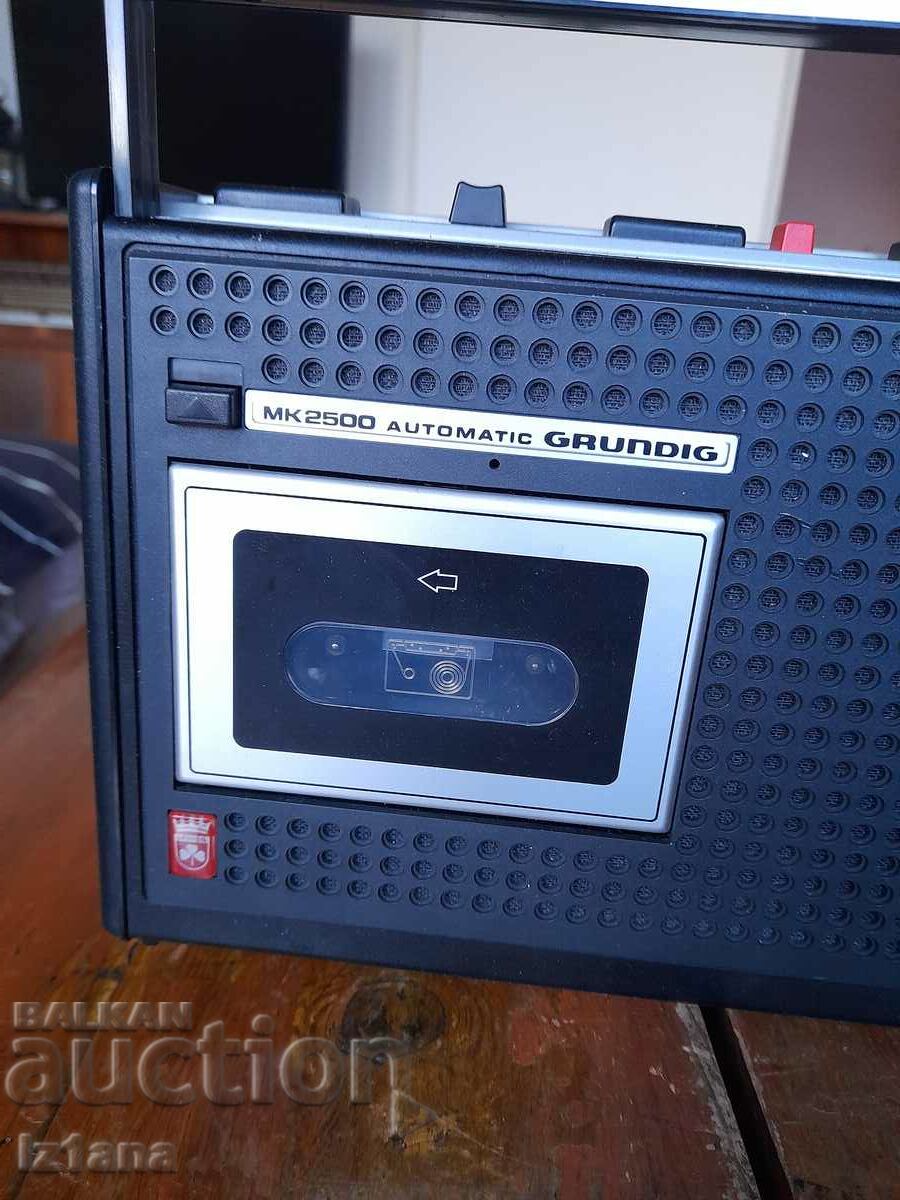 Old radio cassette player Grundig, Unitra with price 60.00 BGN | € 30.68 Old radio cassette player Grundig, Unitra with price 60.00 BGN | € 30.68
