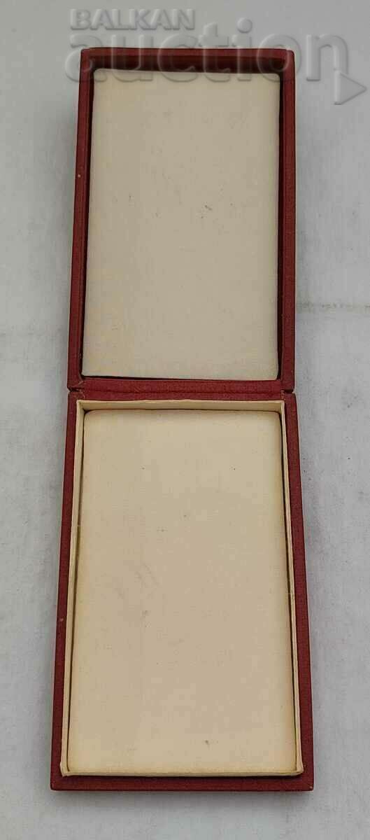 Delivery of PEOPLE'S REPUBLIC OF BULGARIA III DEGREE ORDER WITH BOX Delivery of PEOPLE'S REPUBLIC OF BULGARIA III DEGREE ORDER WITH BOX