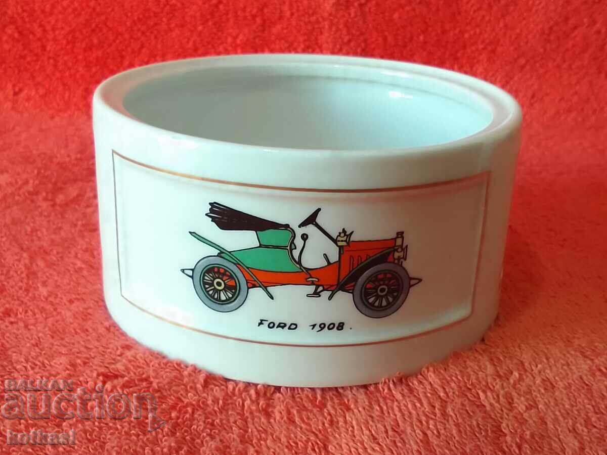 Auction Old Alka Kunst Germany porcelain jewelry box Auction Old Alka Kunst Germany porcelain jewelry box