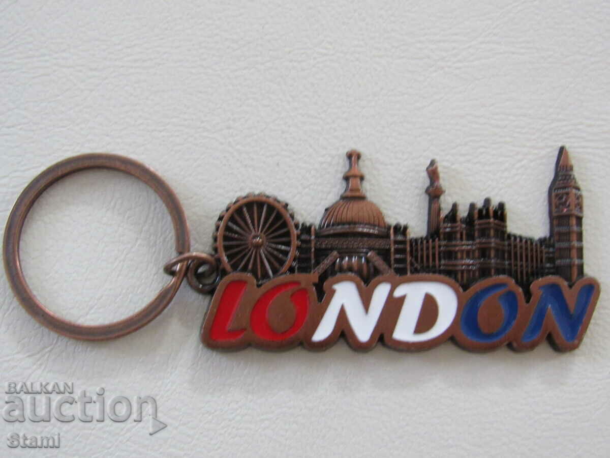 Delivery of Authentic 3D keychain from London, UK Delivery of Authentic 3D keychain from London, UK