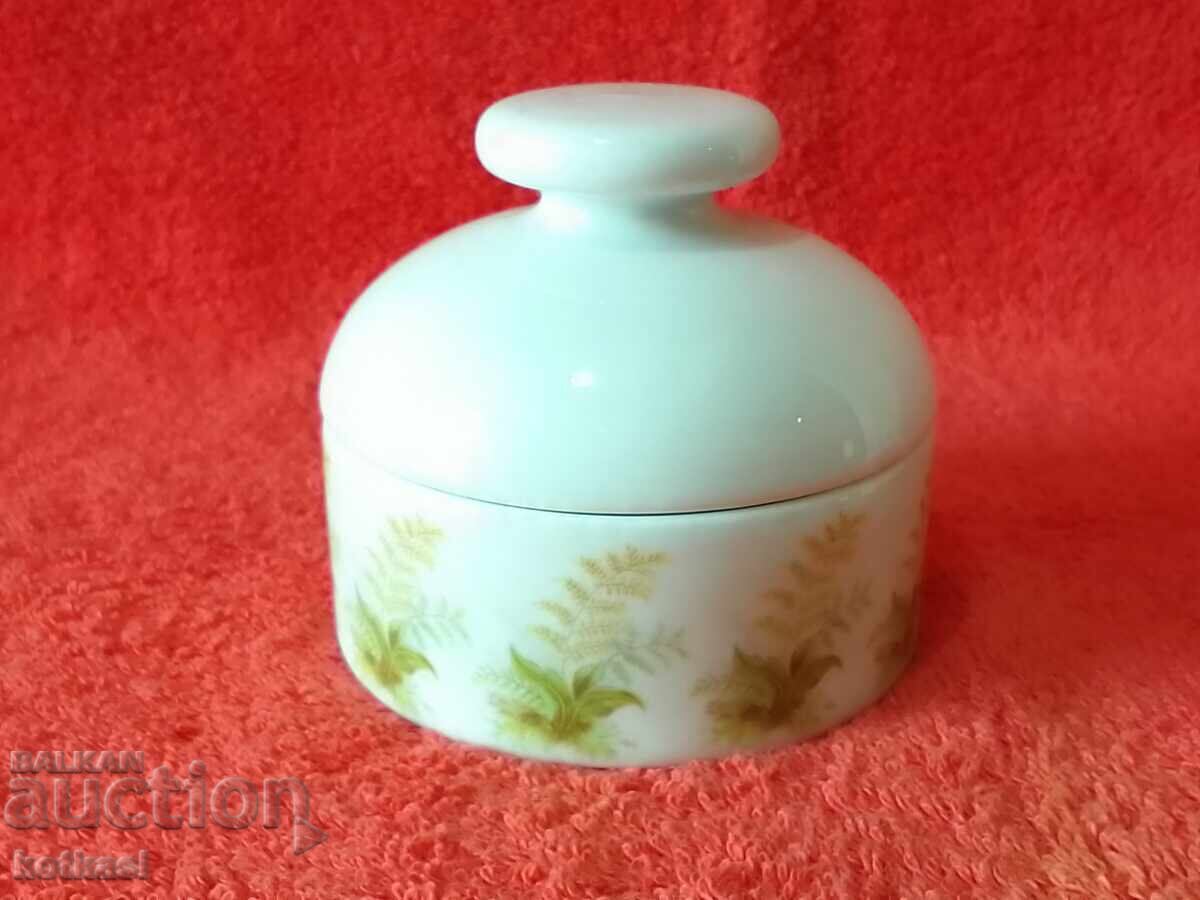 Παλιά πορσελάνινη κοσμηματοθήκη KPM χειροποίητη με τιμή € 8.18 | 16.00 BGN