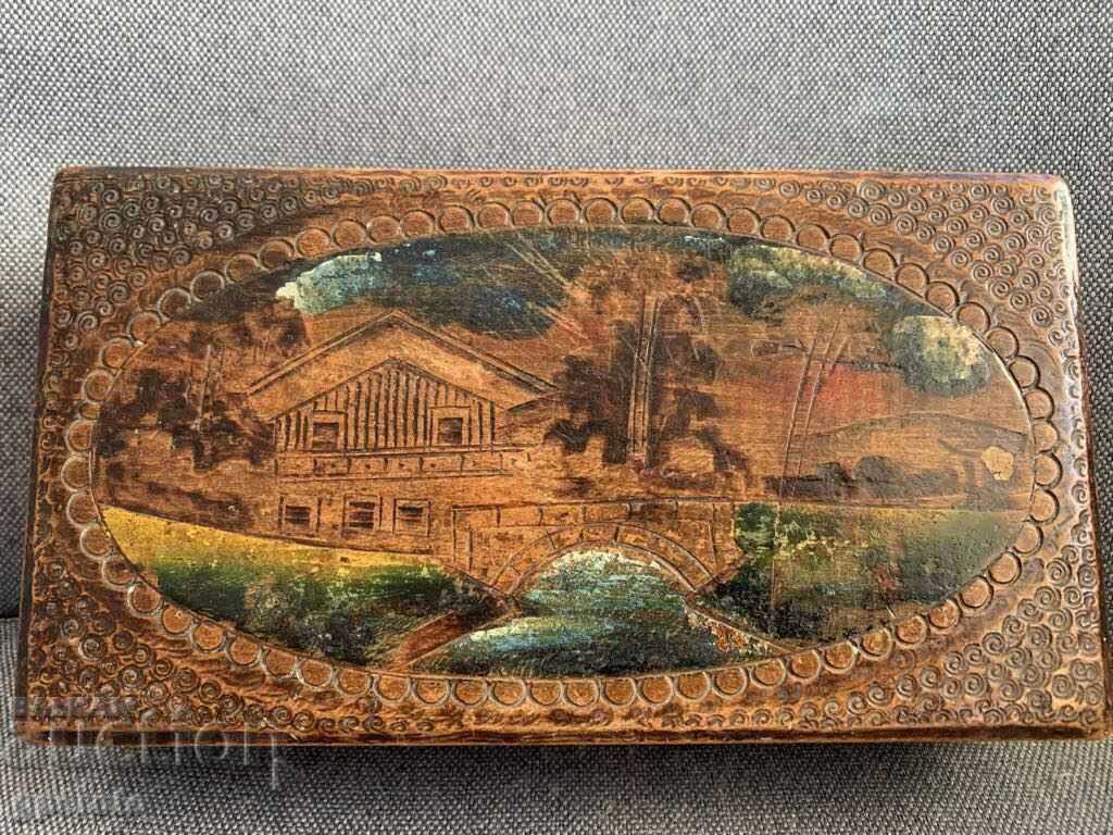 Bulgarian wooden beautiful painted ethnic box-2 with price 10.00 BGN | € 5.11 Bulgarian wooden beautiful painted ethnic box-2 with price 10.00 BGN | € 5.11