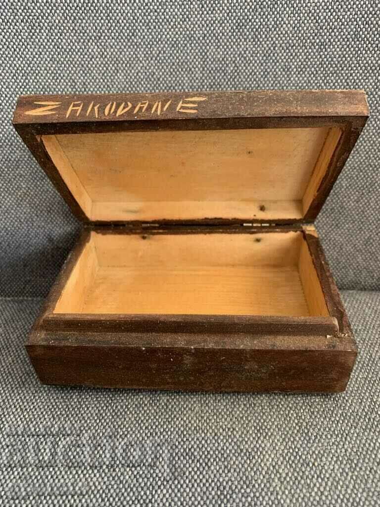 Auction Bulgarian wooden beautiful painted ethnic box-4 Auction Bulgarian wooden beautiful painted ethnic box-4